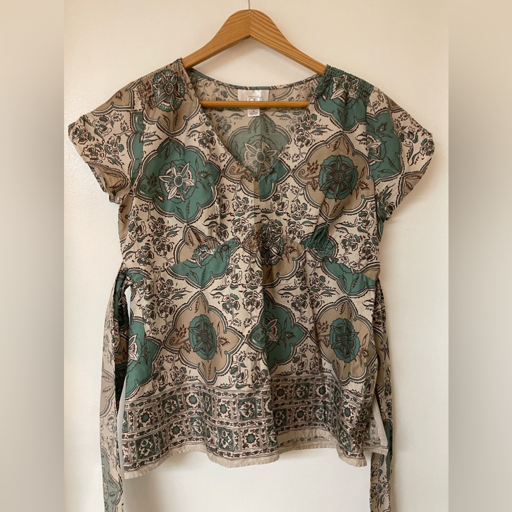Ann Taylor Loft Top